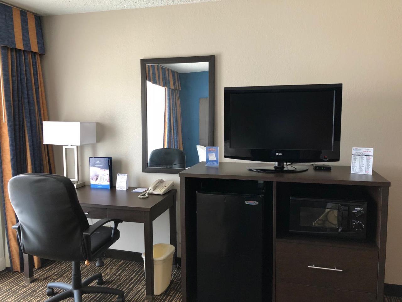Baymont By Wyndham Washington Otel Dış mekan fotoğraf